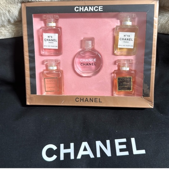 πβοΈπ @sparklesndreams πβοΈπ - Picture 5 of 8